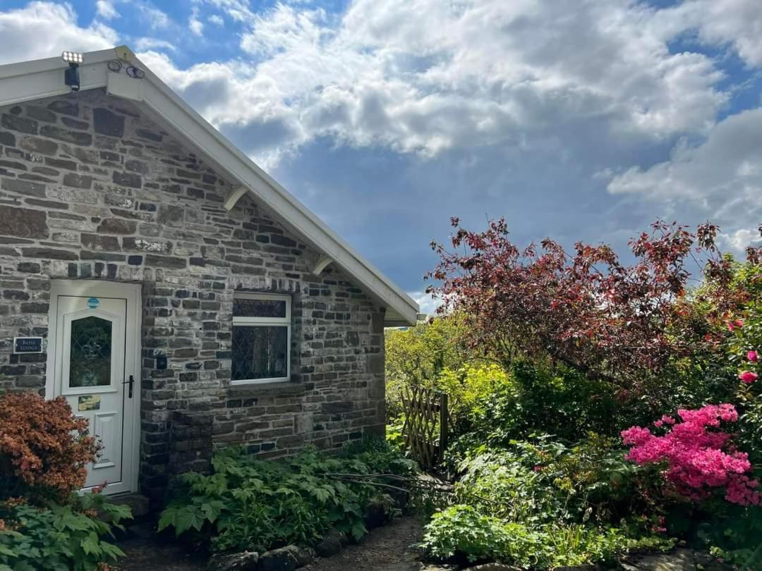 Cwmbach Guest House Neath Exterior photo