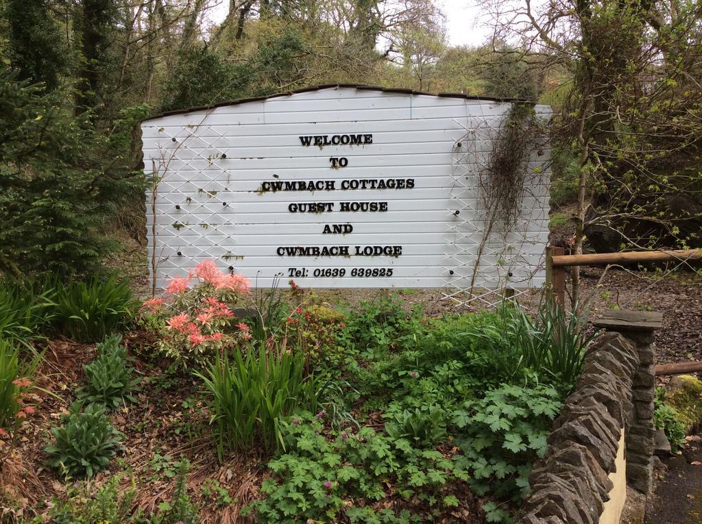 Cwmbach Guest House Neath Exterior photo